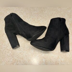 Women’s Heeled Boots Size 38/7